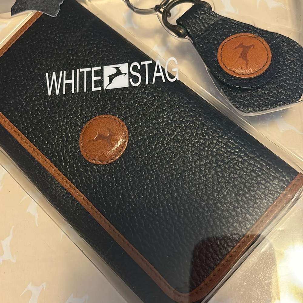 White Stag wallet set